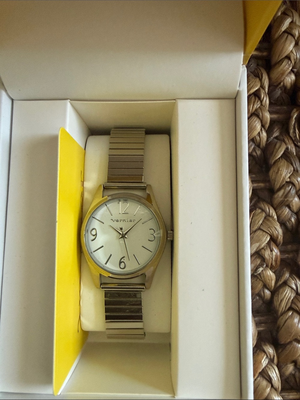 Vernier Silver Classic Analog Watch